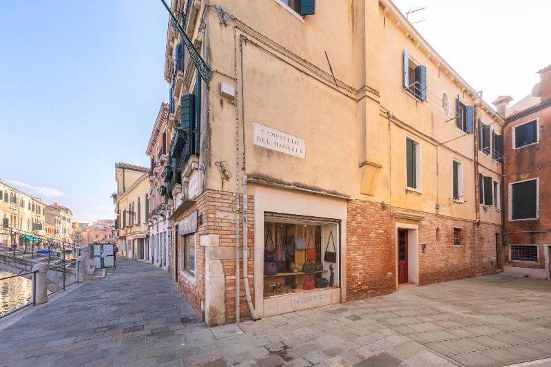 B And B Casanova Ai Tolentini Venecia Exterior foto